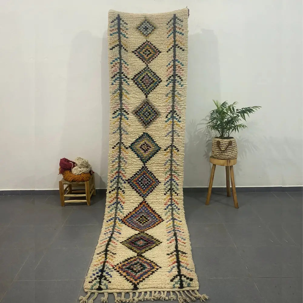 Cream moroccan handmade azilal rug bedroom geometric decor