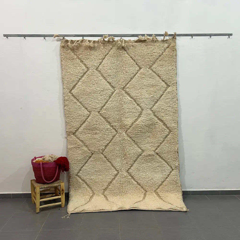 Beige moroccan handmade diamond rug bedroom floor covering