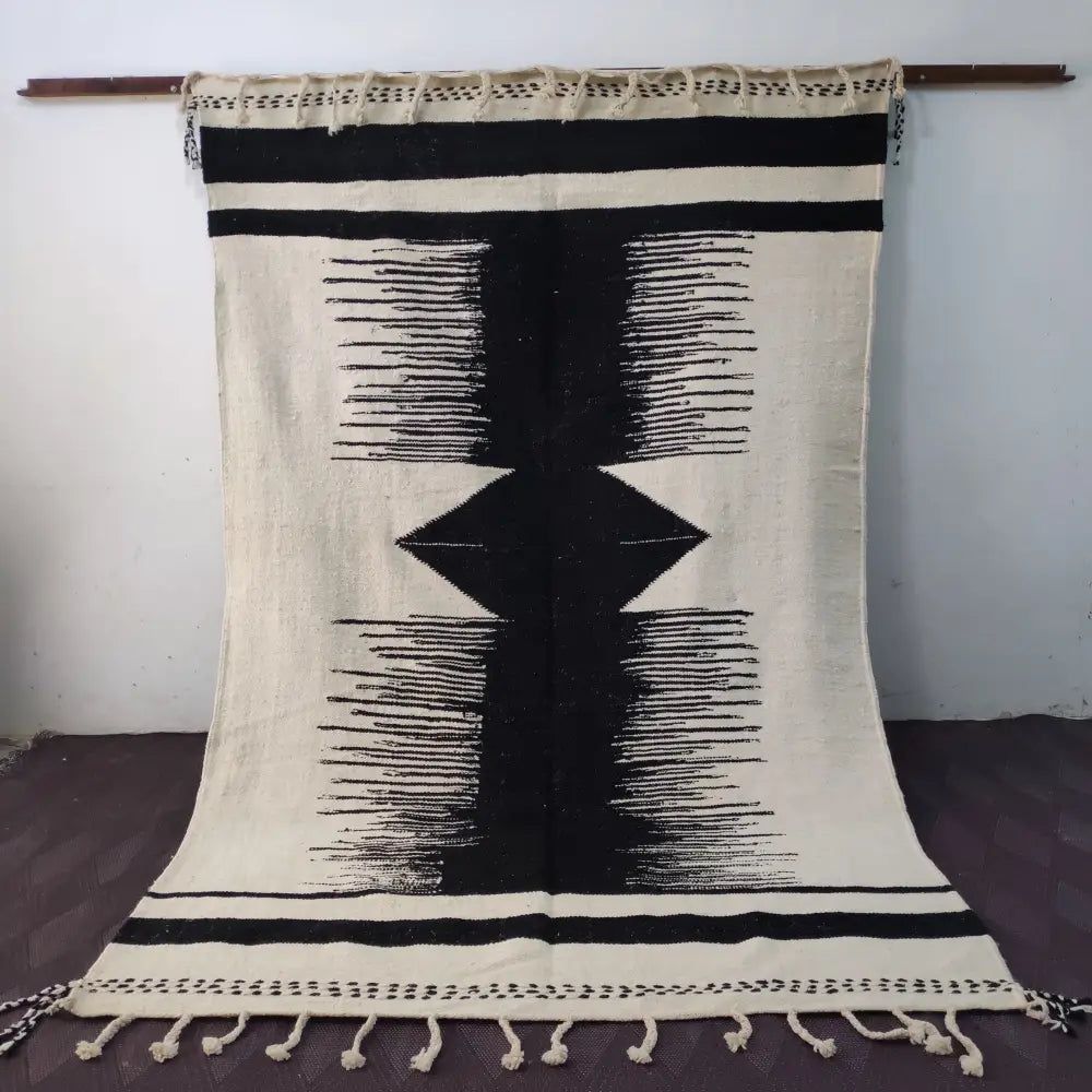 Handmade hanbel rug black & cream moroccan woven tapestry bedroom decor
