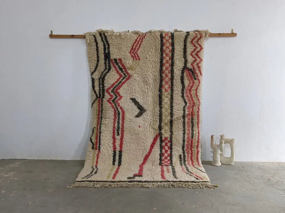 Beige moroccan handmade azilal rug – living room woolen decor