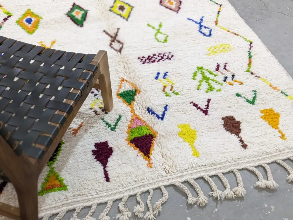 Handmade moroccan azilal rug beige geometric bedroom wool carpet