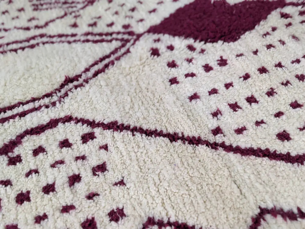 Handmade beige & burgundy beni ouarain rug living room wool decor