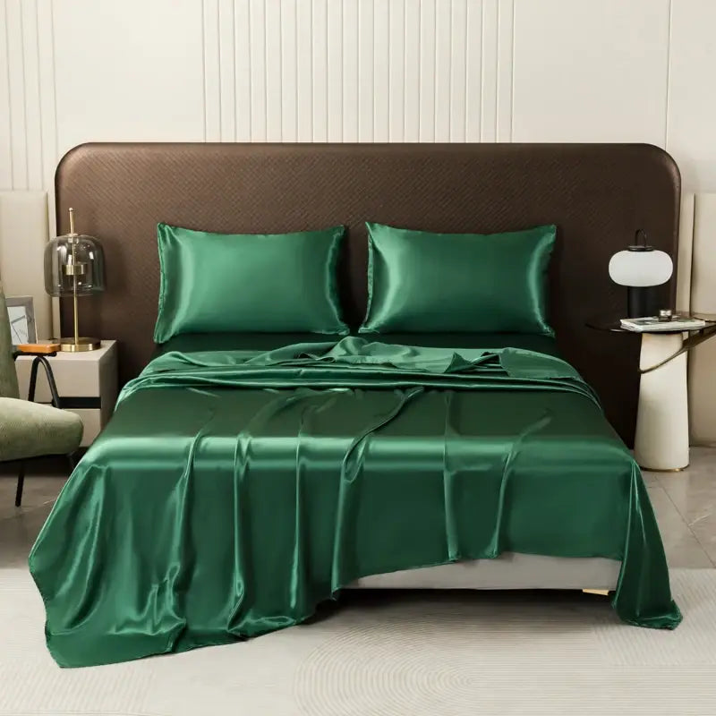 Opulent cream satin bedding set with fitted sheet for bedroom