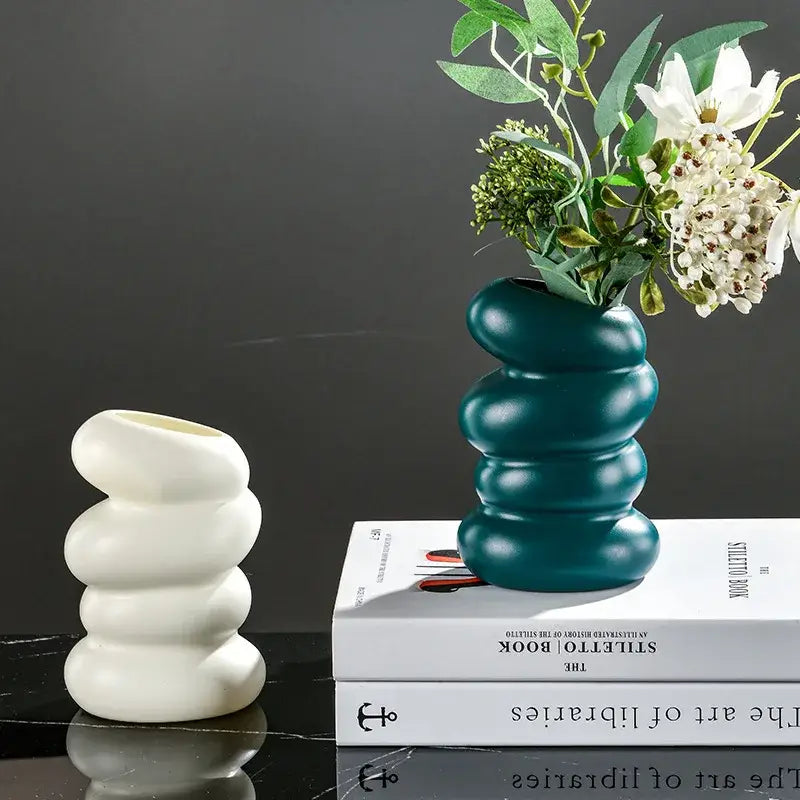 Modern spiral white vase living room ceramic decor