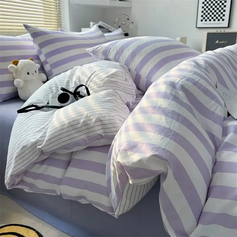 Striped cream & beige quilted quilt set with bed sheet bedroom