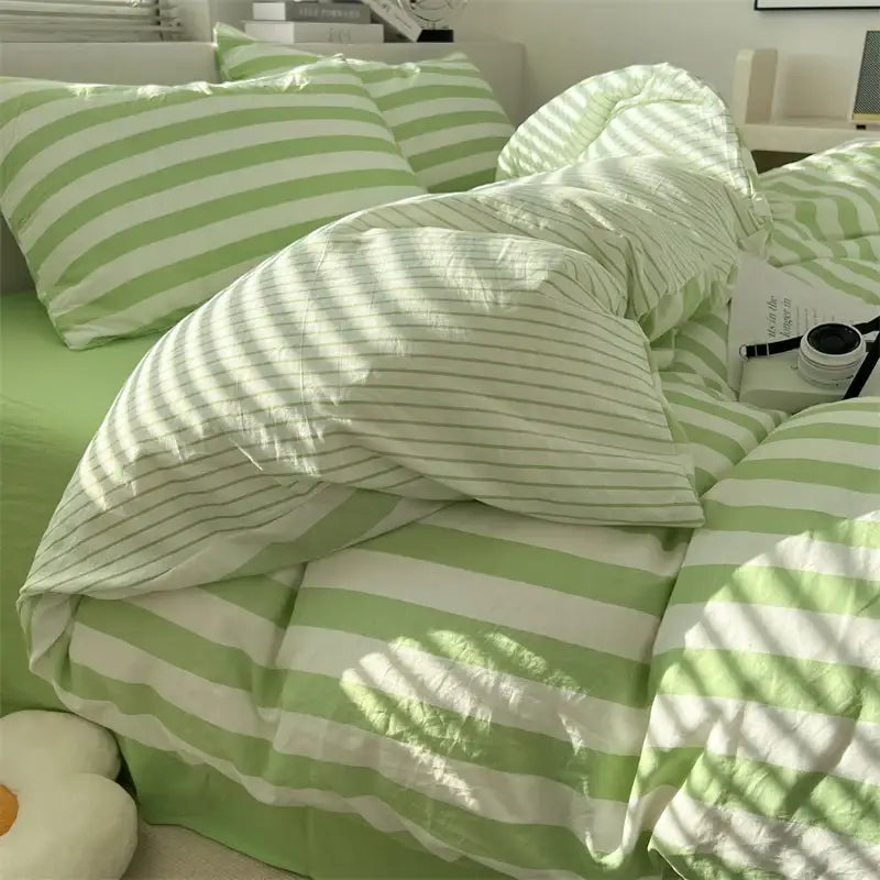 Striped cream & beige quilted quilt set with bed sheet bedroom