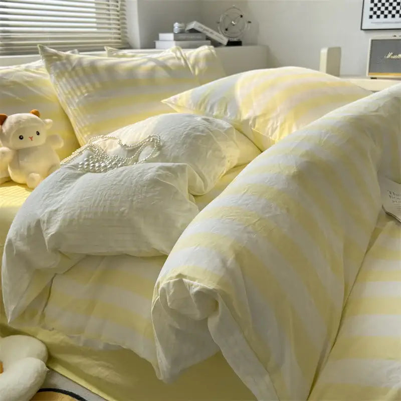 Striped cream & beige quilted quilt set with bed sheet bedroom