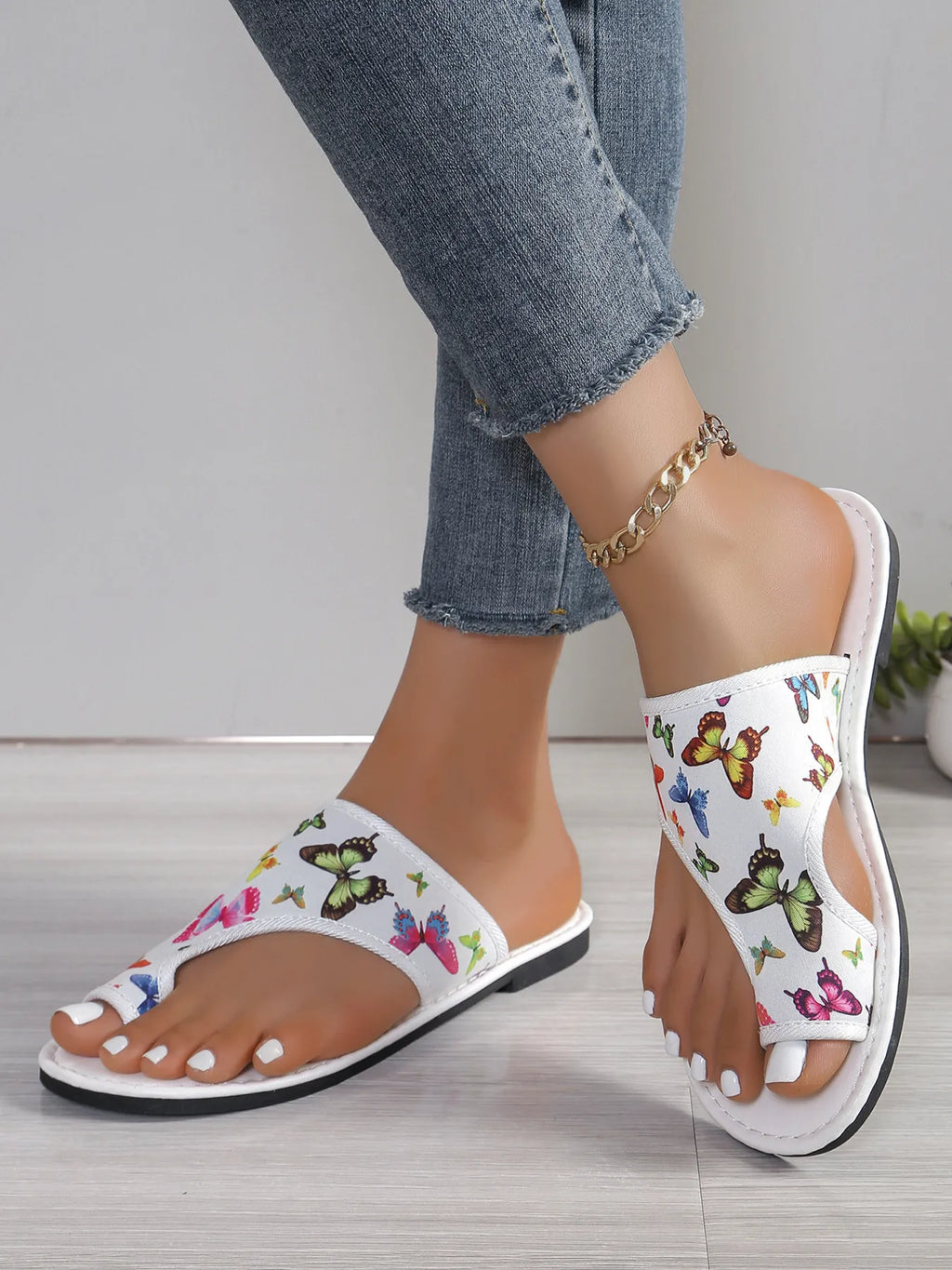 Butterfly Print Comfort Slide Sandals