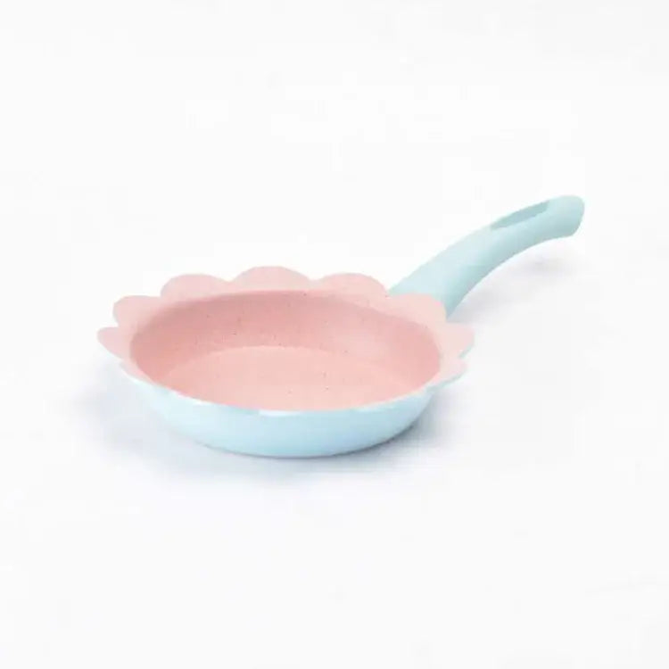 Flower edged pink & light blue baby food pot kitchen cookware set