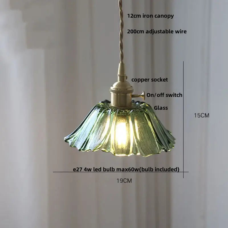 Fluted clear glass pendant light with brass finish – kitchen dining