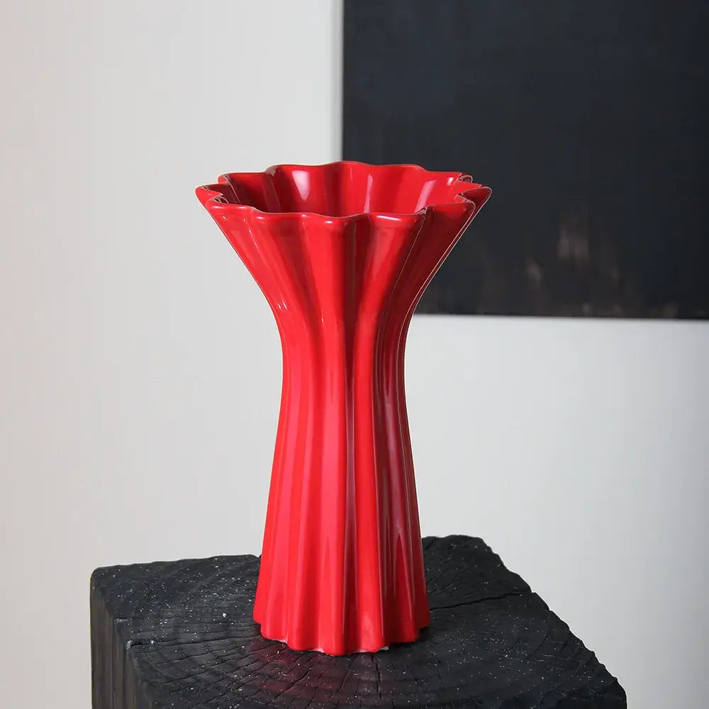 Geometric fold pattern red ceramic vase living room decor with twine