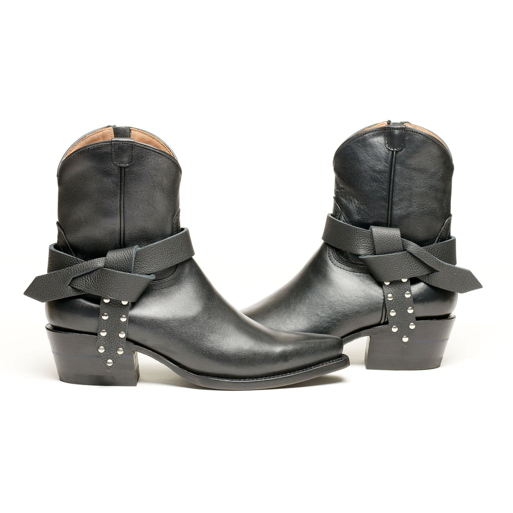 Boot Knot