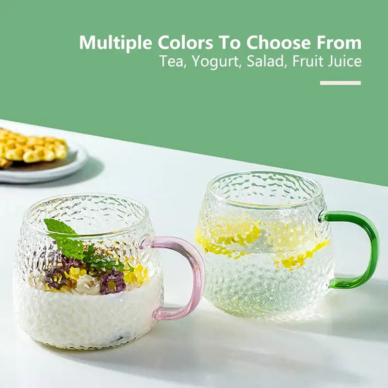 Hammer pattern glass mug with colorful handle – kitchen glassware