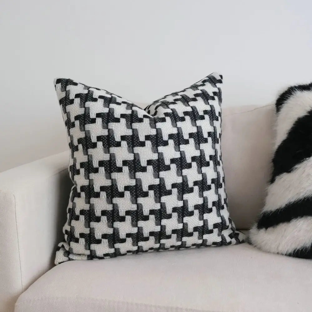 Houndstooth black & white crochet cushion cover living room decor