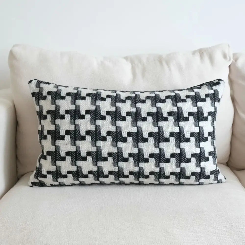 Houndstooth black & white crochet cushion cover living room decor