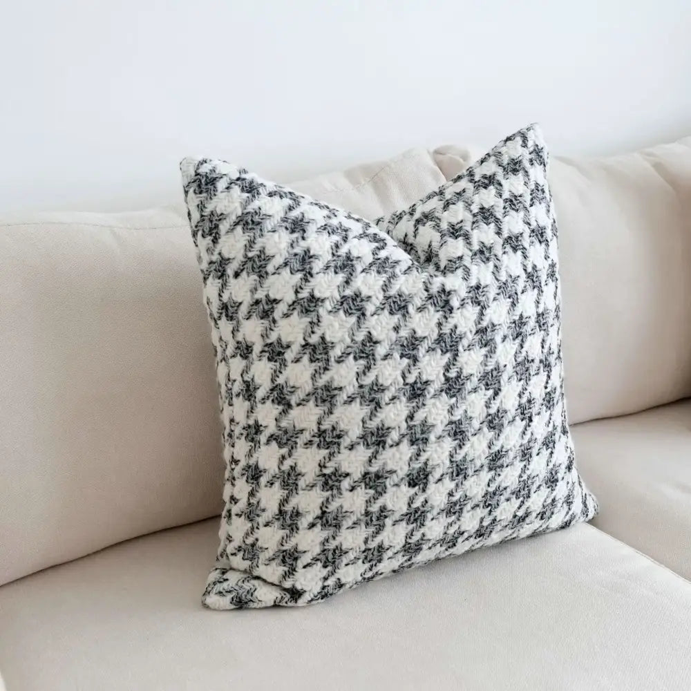 Houndstooth black & white crochet cushion cover living room decor