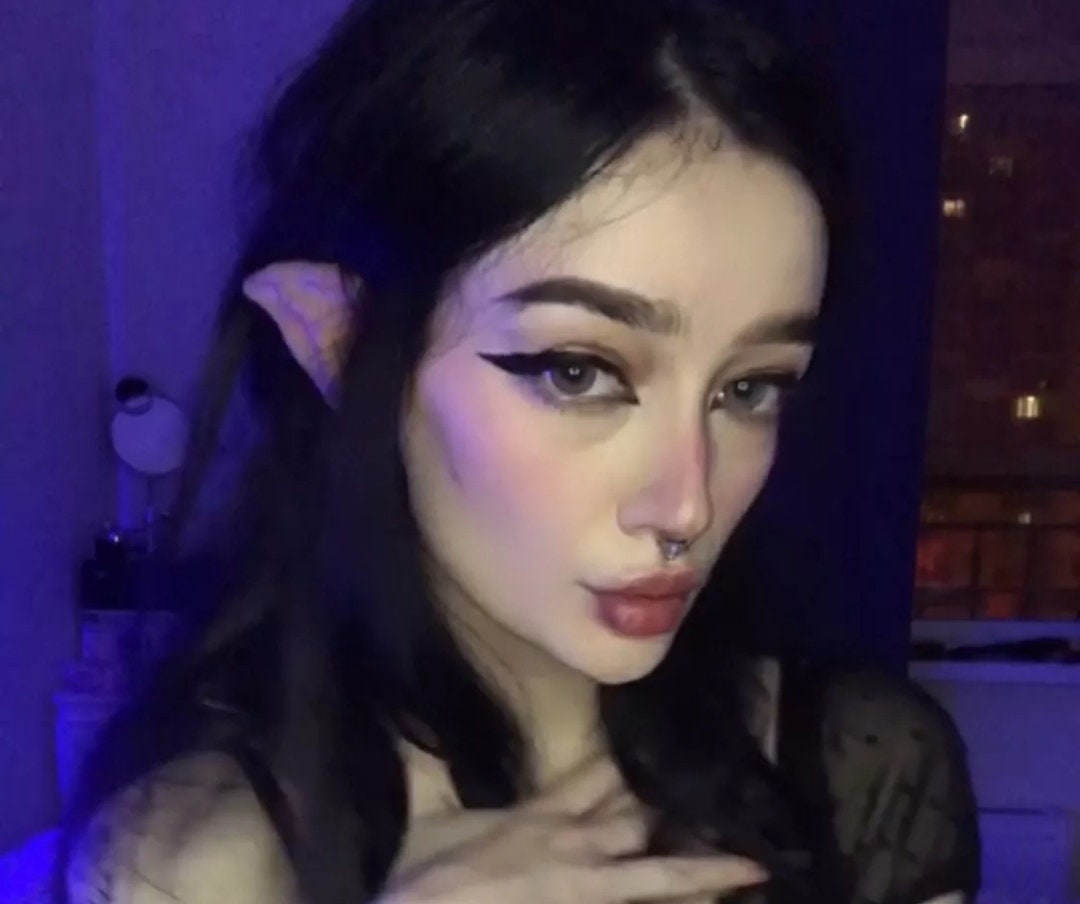 Latex Elf Ears for Cosplay - Flexible Pointed Elven Costume Accessory