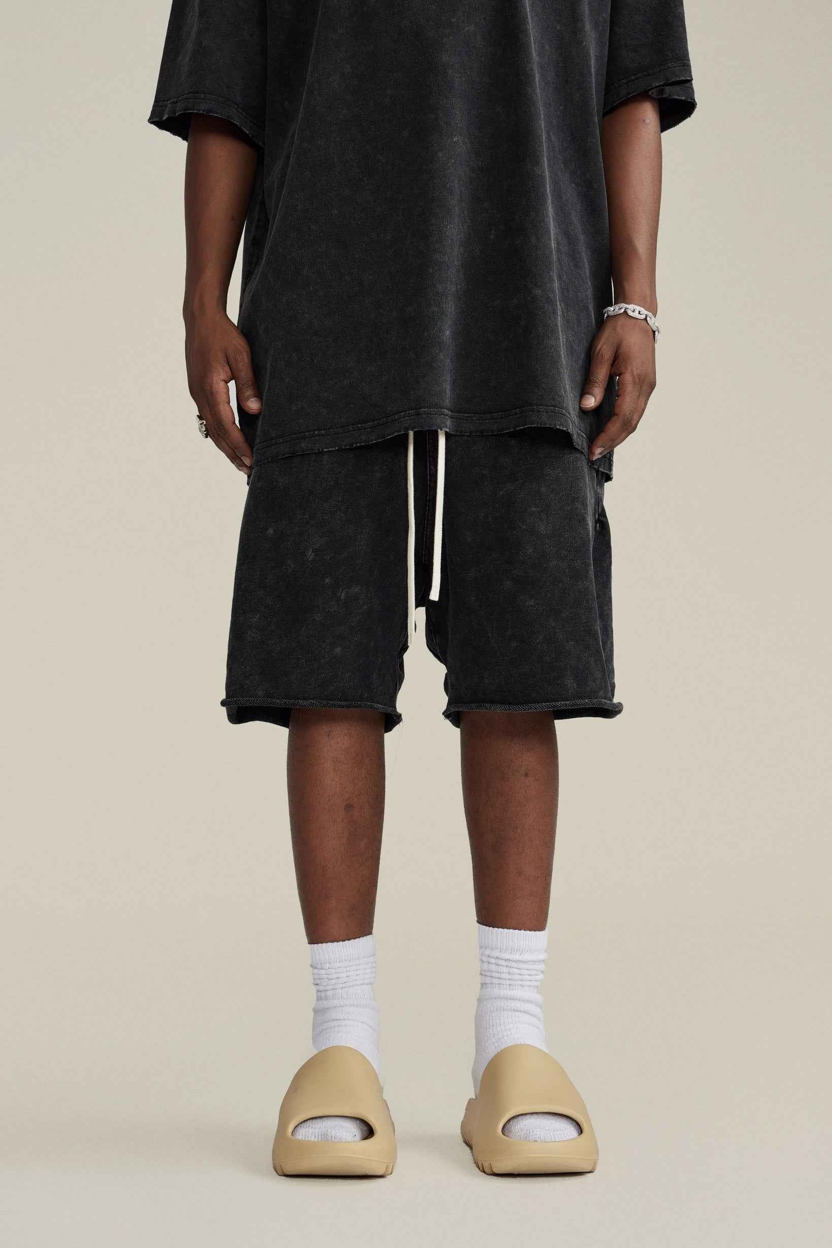 410GSM Men's Distressed Vintage-Wash Raw-Hem Shorts