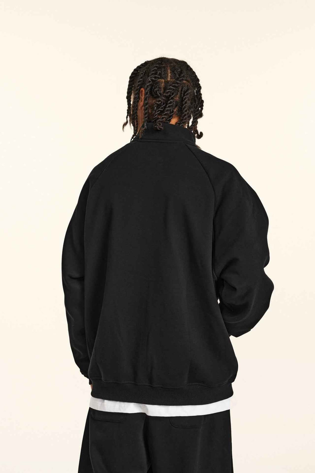 Minimalist Drop-Shoulder Zip Coat