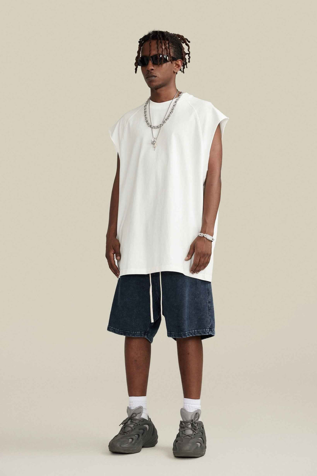 285GSM Men‘s Raglan-Style Snow-Wash Muscle Tee