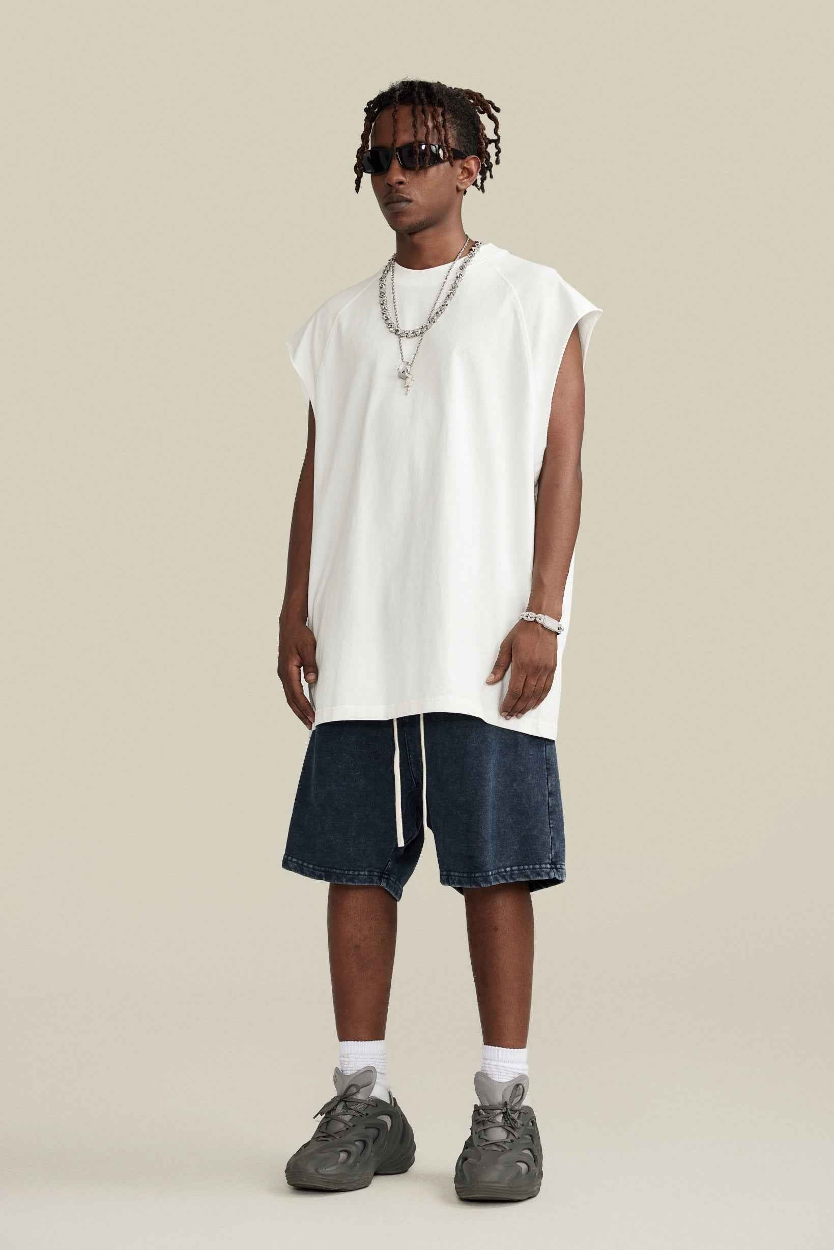 285GSM Men‘s Raglan-Style Snow-Wash Muscle Tee