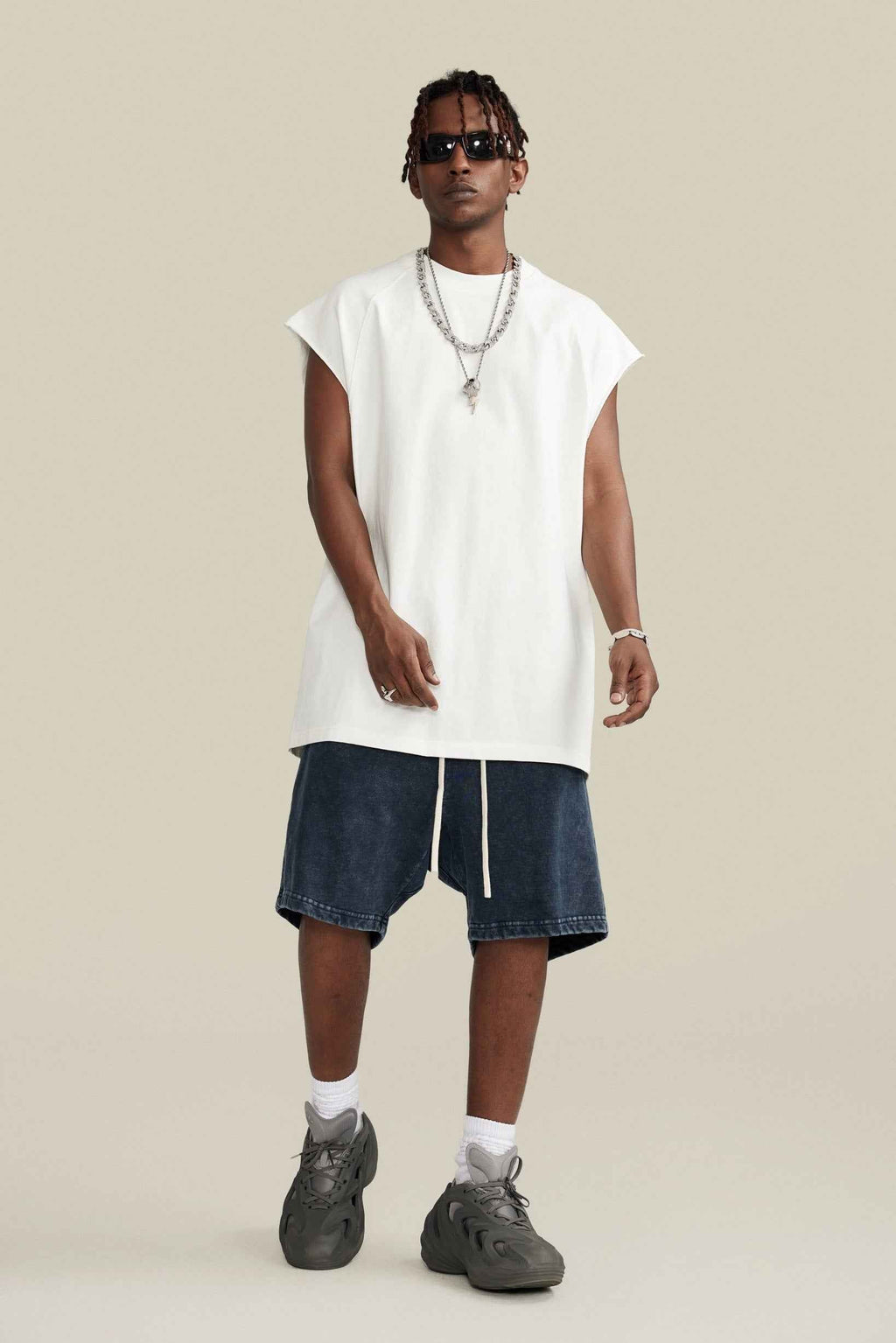 285GSM Men‘s Raglan-Style Snow-Wash Muscle Tee
