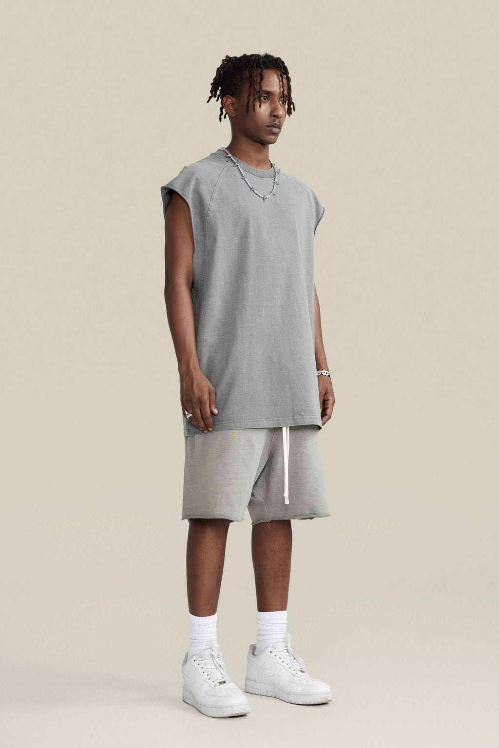 285GSM Men‘s Raglan-Style Snow-Wash Muscle Tee