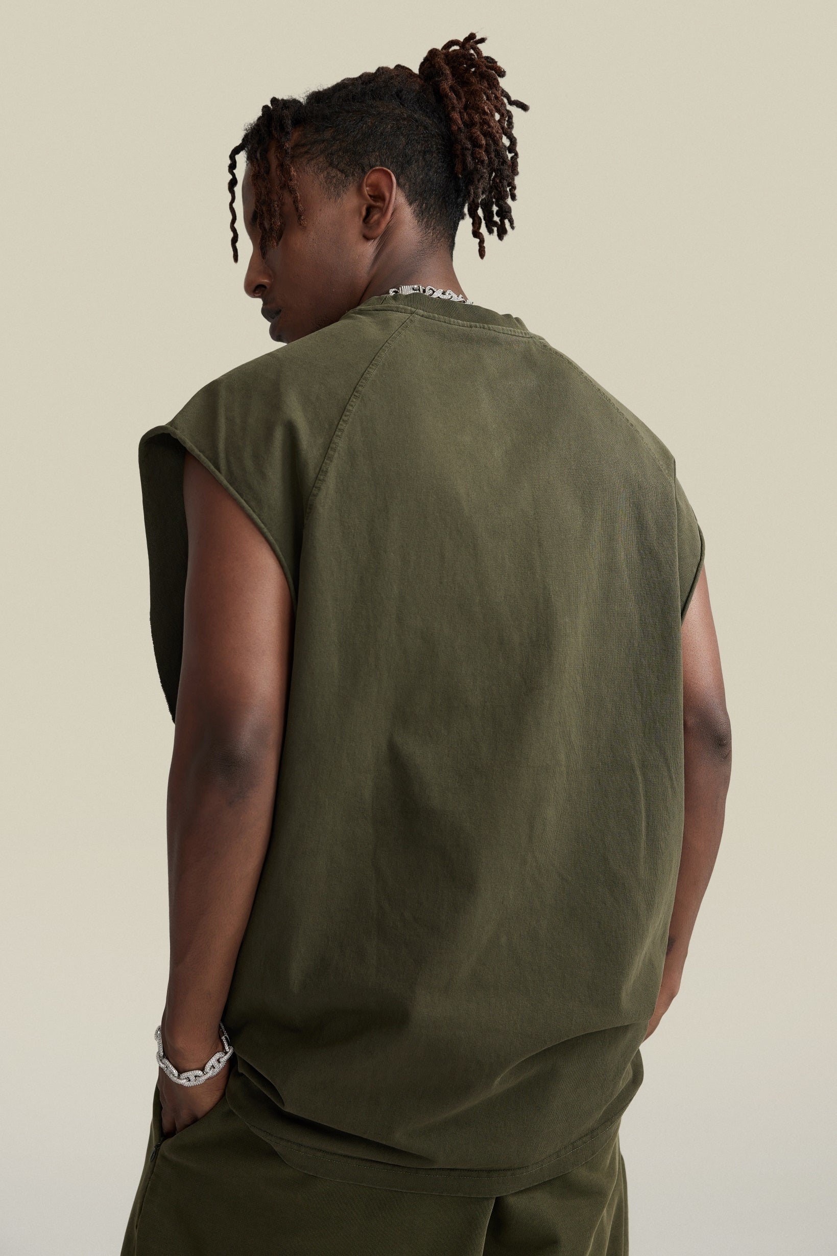 285GSM Men‘s Raglan-Style Snow-Wash Muscle Tee