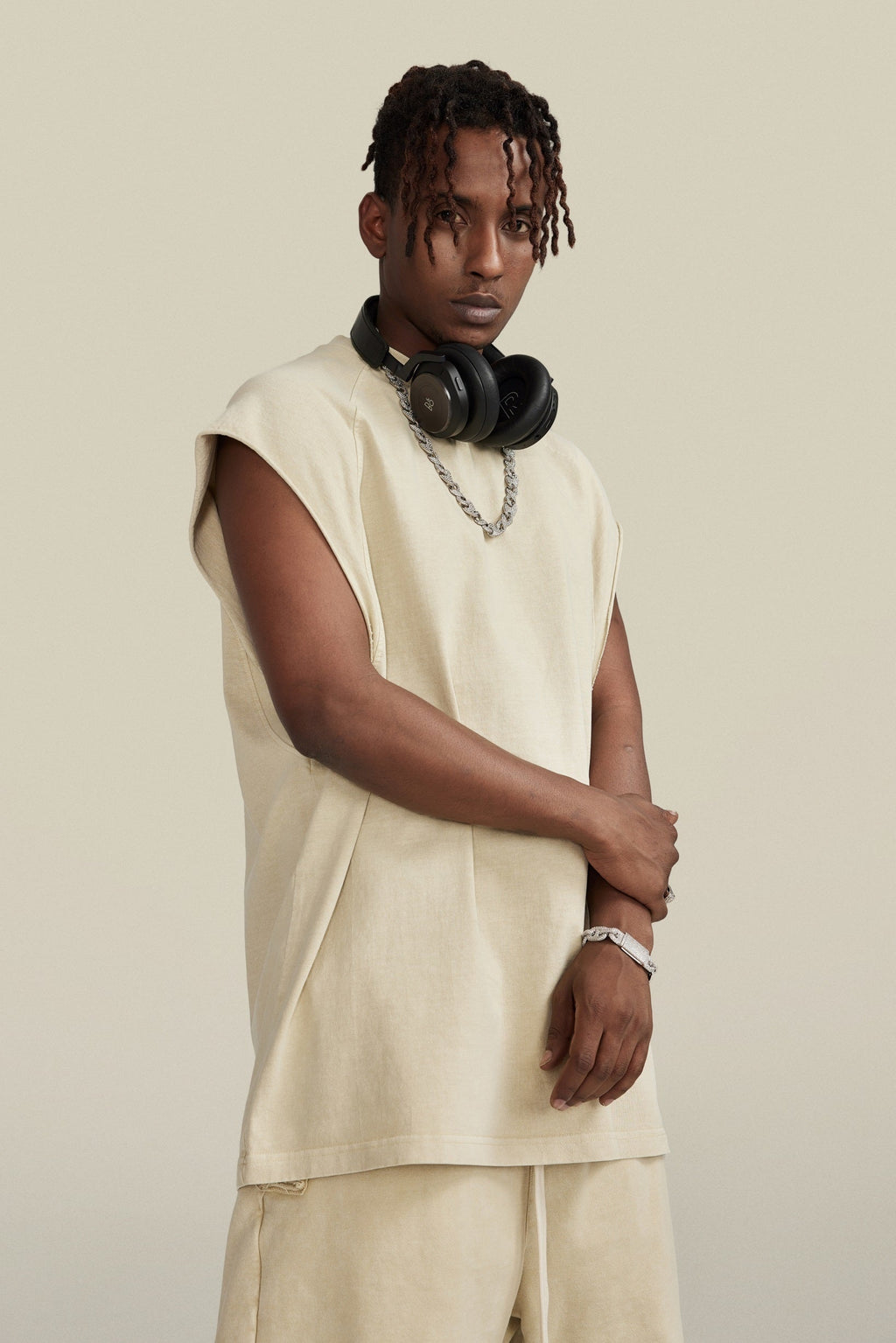 285GSM Men‘s Raglan-Style Snow-Wash Muscle Tee