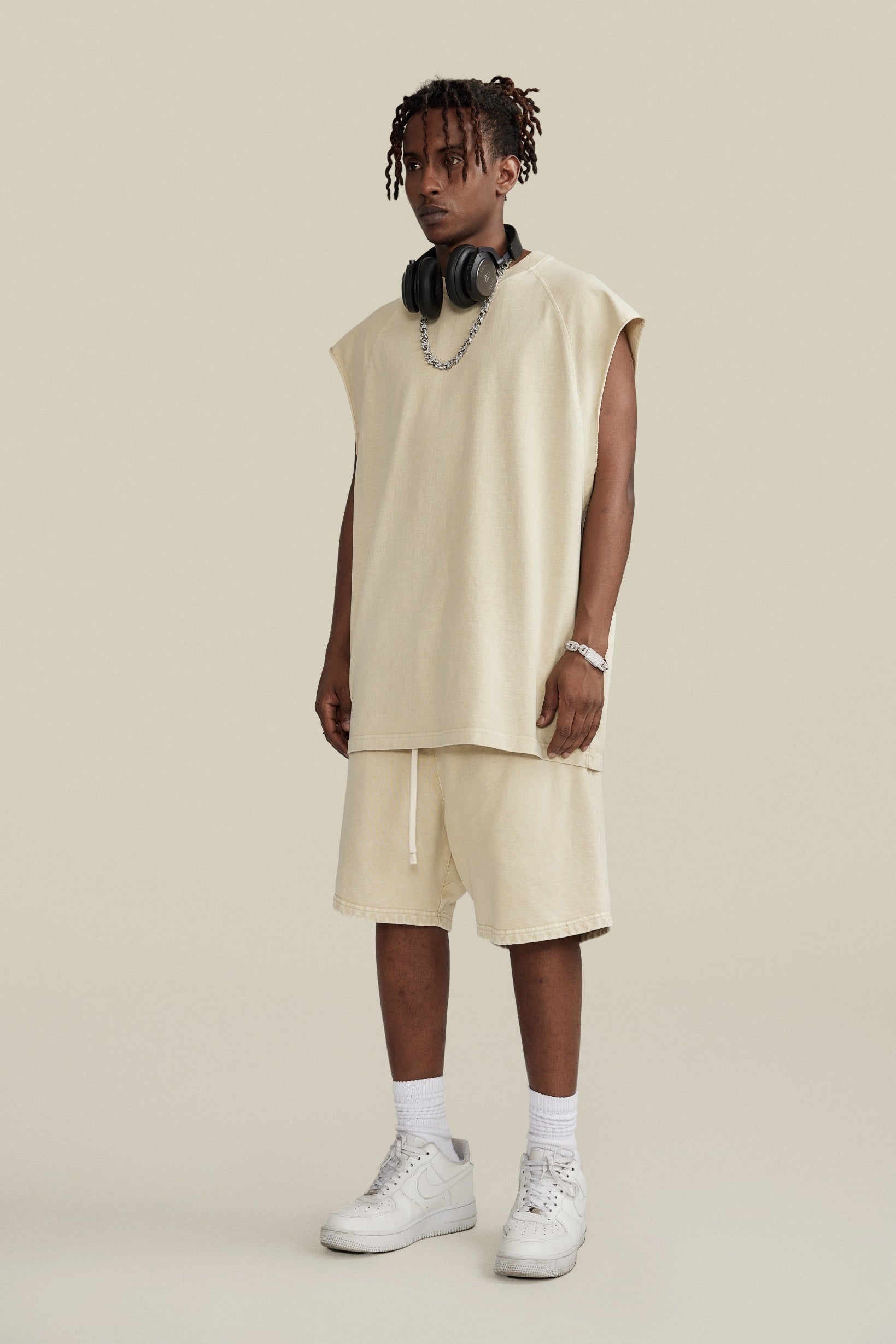 285GSM Men‘s Raglan-Style Snow-Wash Muscle Tee