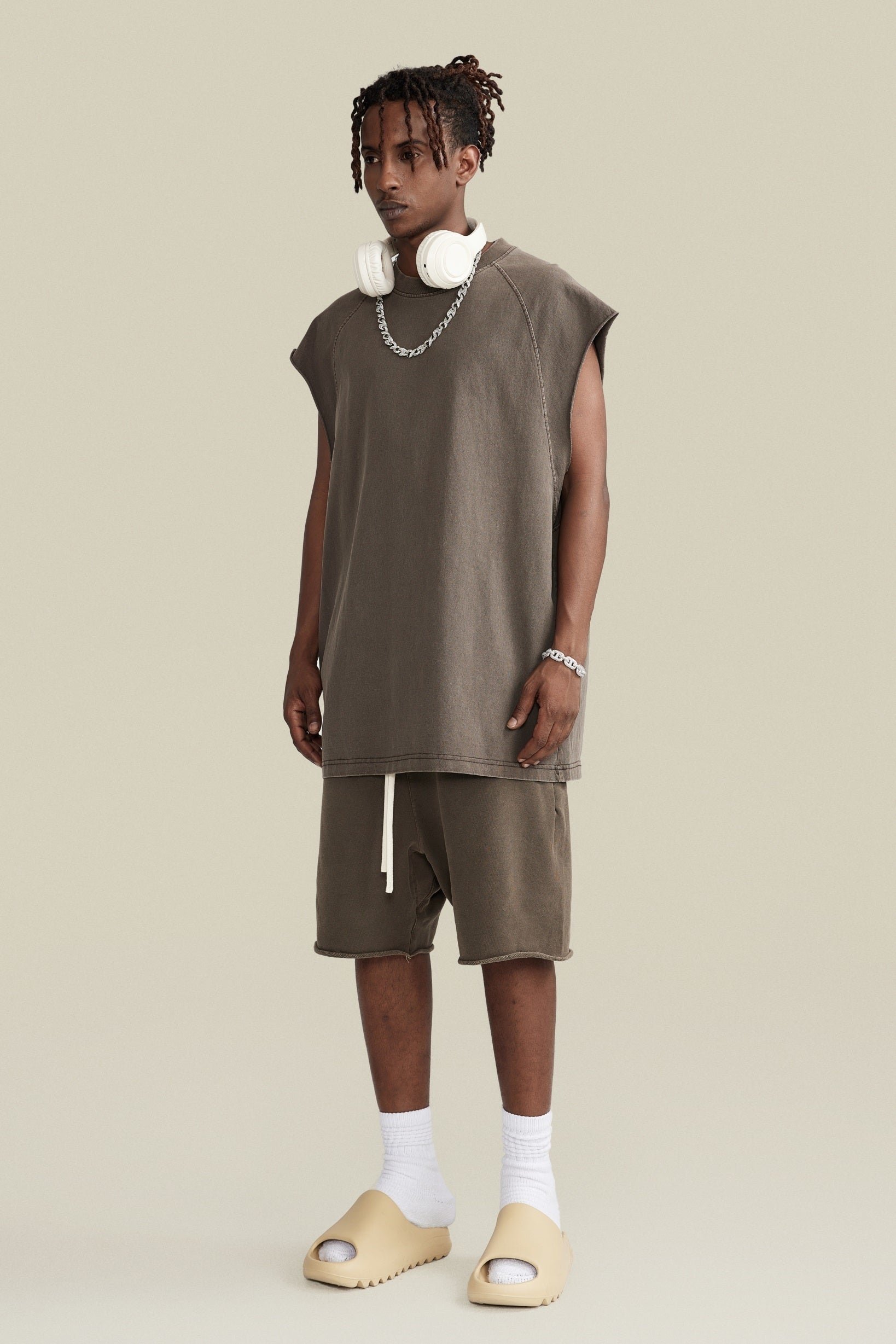 285GSM Men‘s Raglan-Style Snow-Wash Muscle Tee