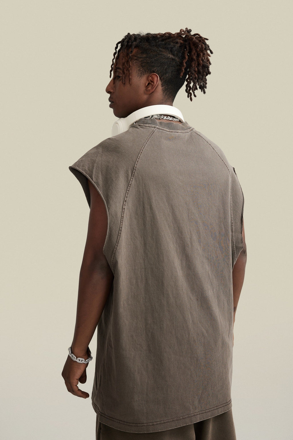 285GSM Men‘s Raglan-Style Snow-Wash Muscle Tee
