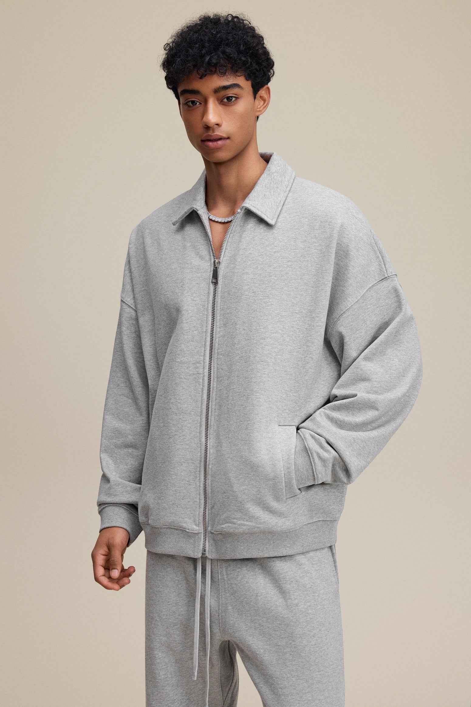445GSM Men's Heavyweight Zip-Up Collared Hoodie | MUNSIEUR