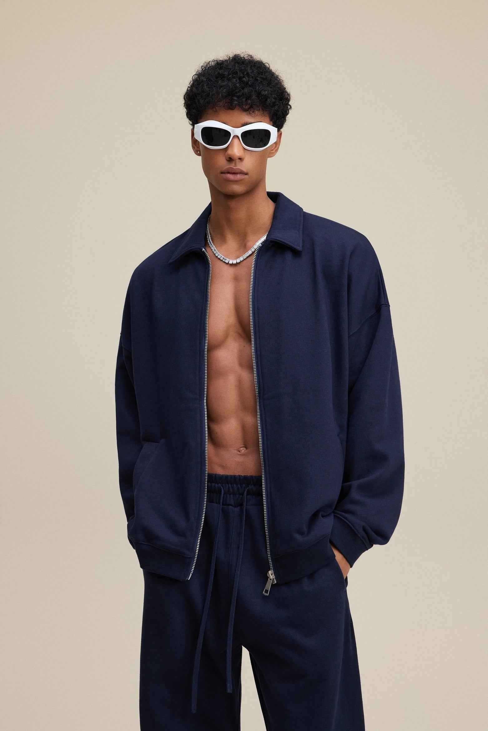 445GSM Men's Heavyweight Zip-Up Collared Hoodie | MUNSIEUR