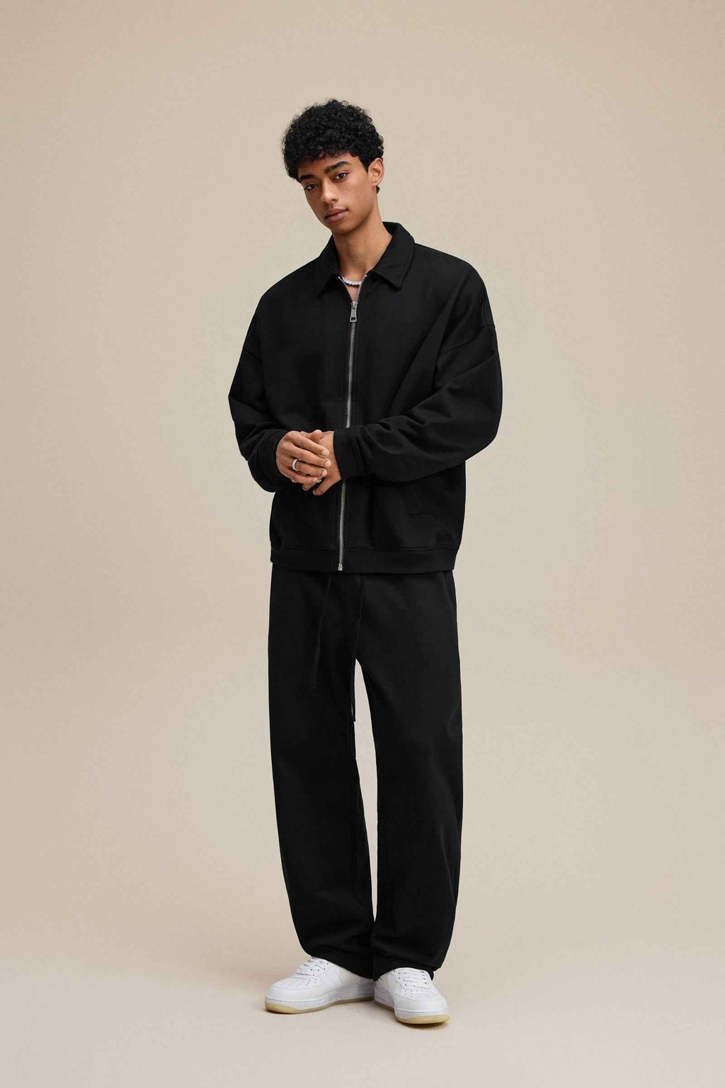 445GSM Men's Heavyweight Zip-Up Collared Hoodie | MUNSIEUR
