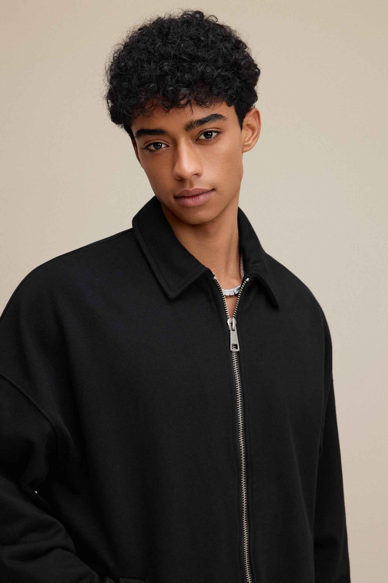 445GSM Men's Heavyweight Zip-Up Collared Hoodie | MUNSIEUR