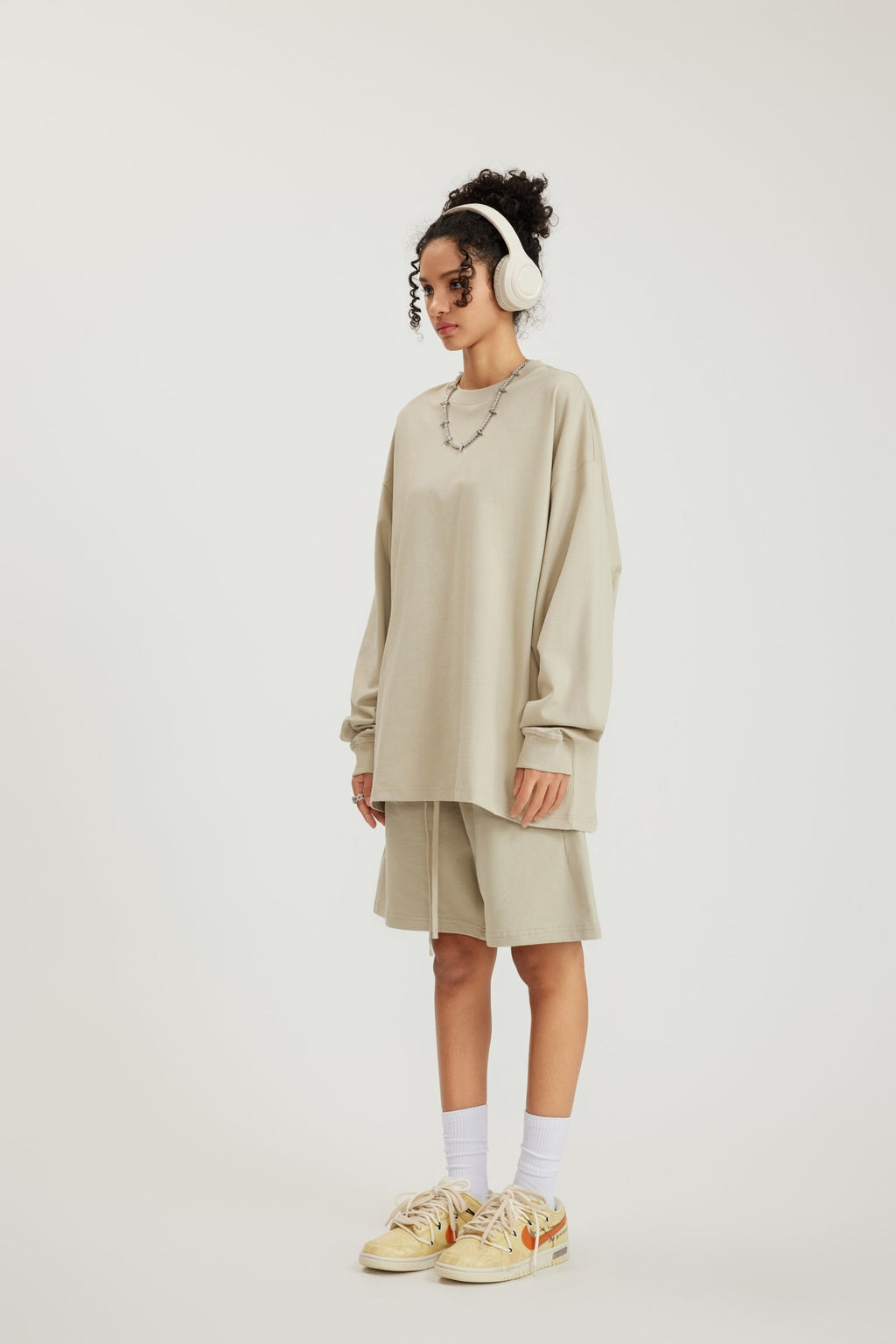 305GSM Unisex Premium Heavyweight Double-Yarn Plain Fabric Earth-Tone Basic Layering Long sleeve Tee