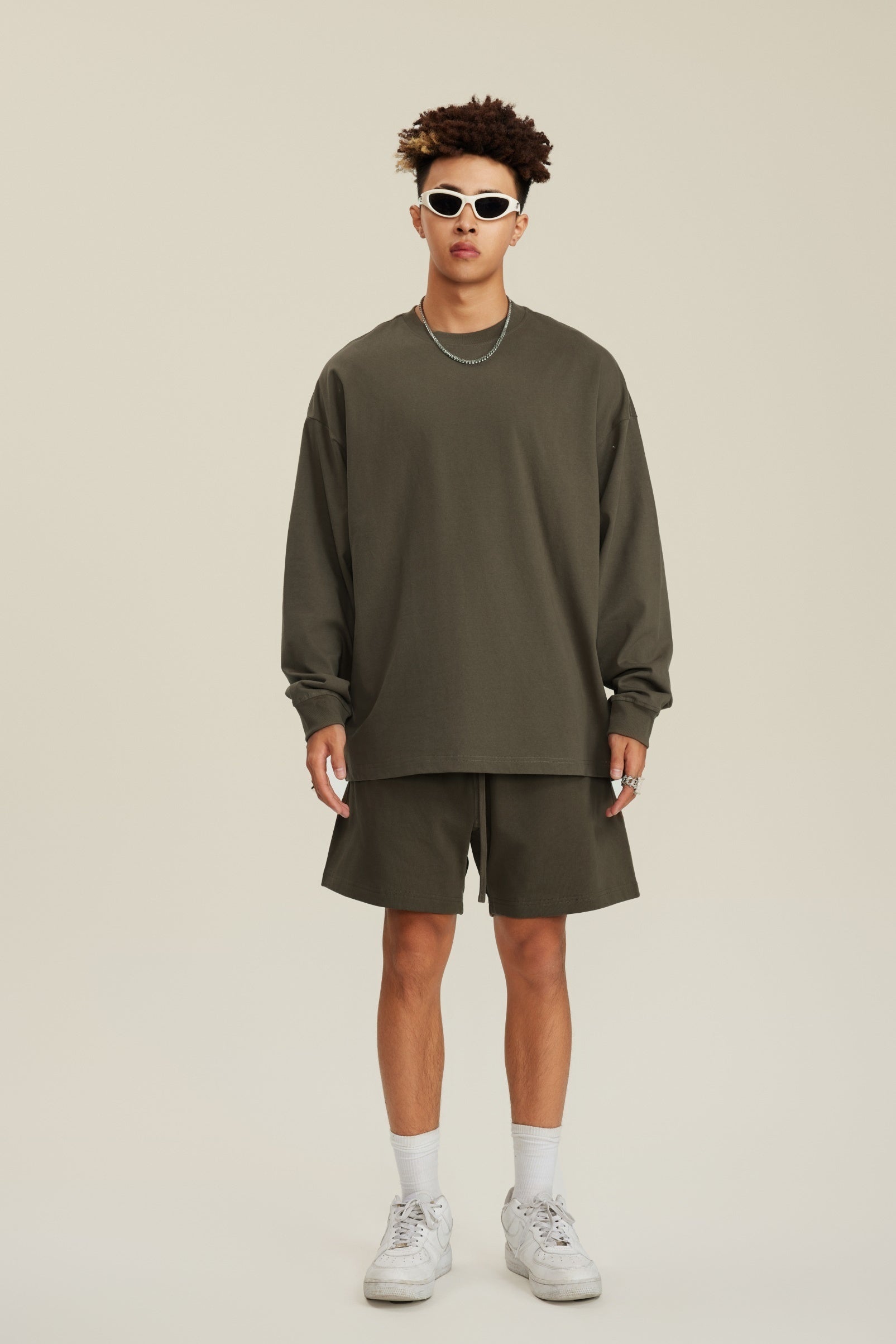 305GSM Unisex Premium Heavyweight Double-Yarn Plain Fabric Earth-Tone Basic Layering Long sleeve Tee