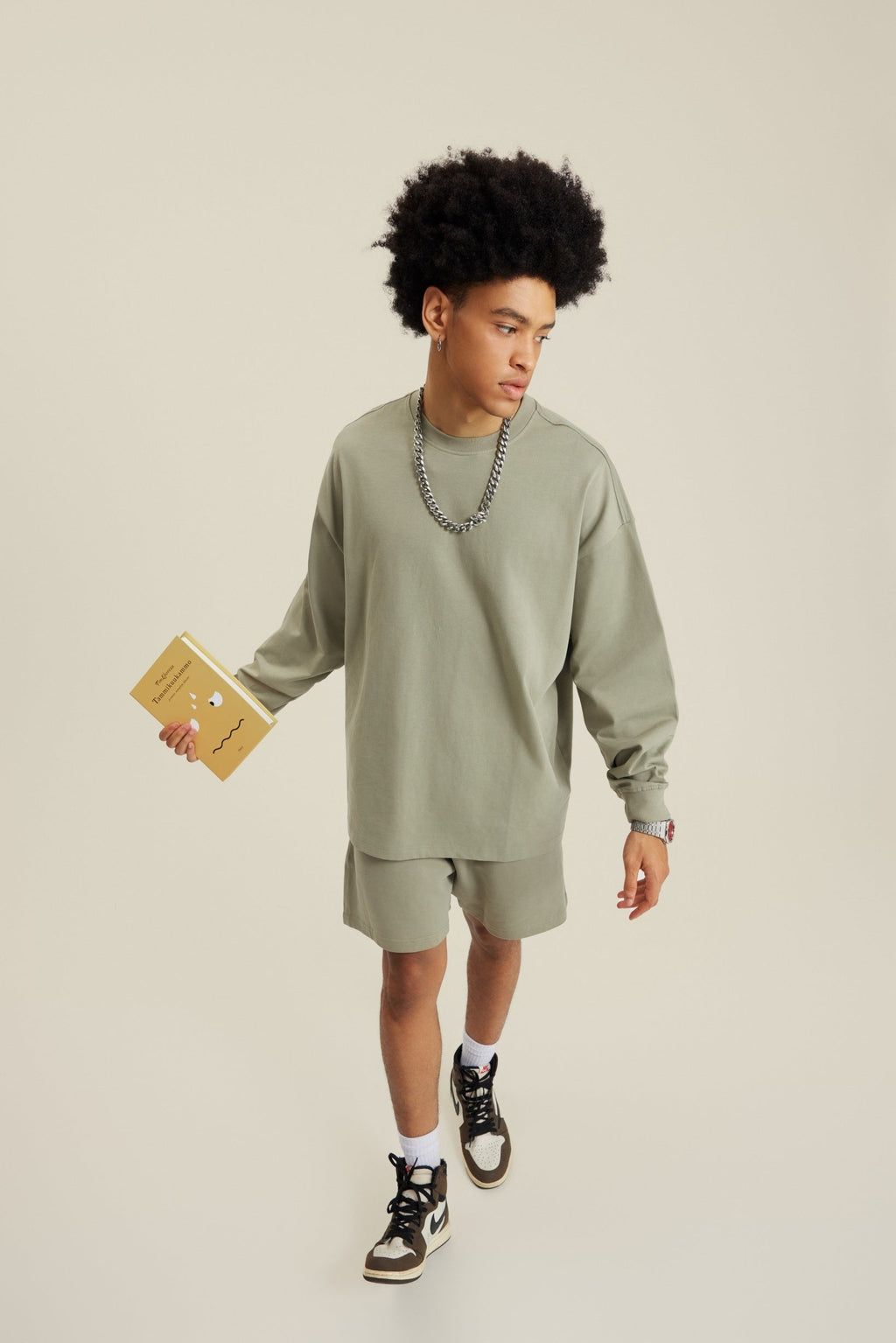 305GSM Unisex Premium Heavyweight Double-Yarn Plain Fabric Earth-Tone Basic Layering Long sleeve Tee