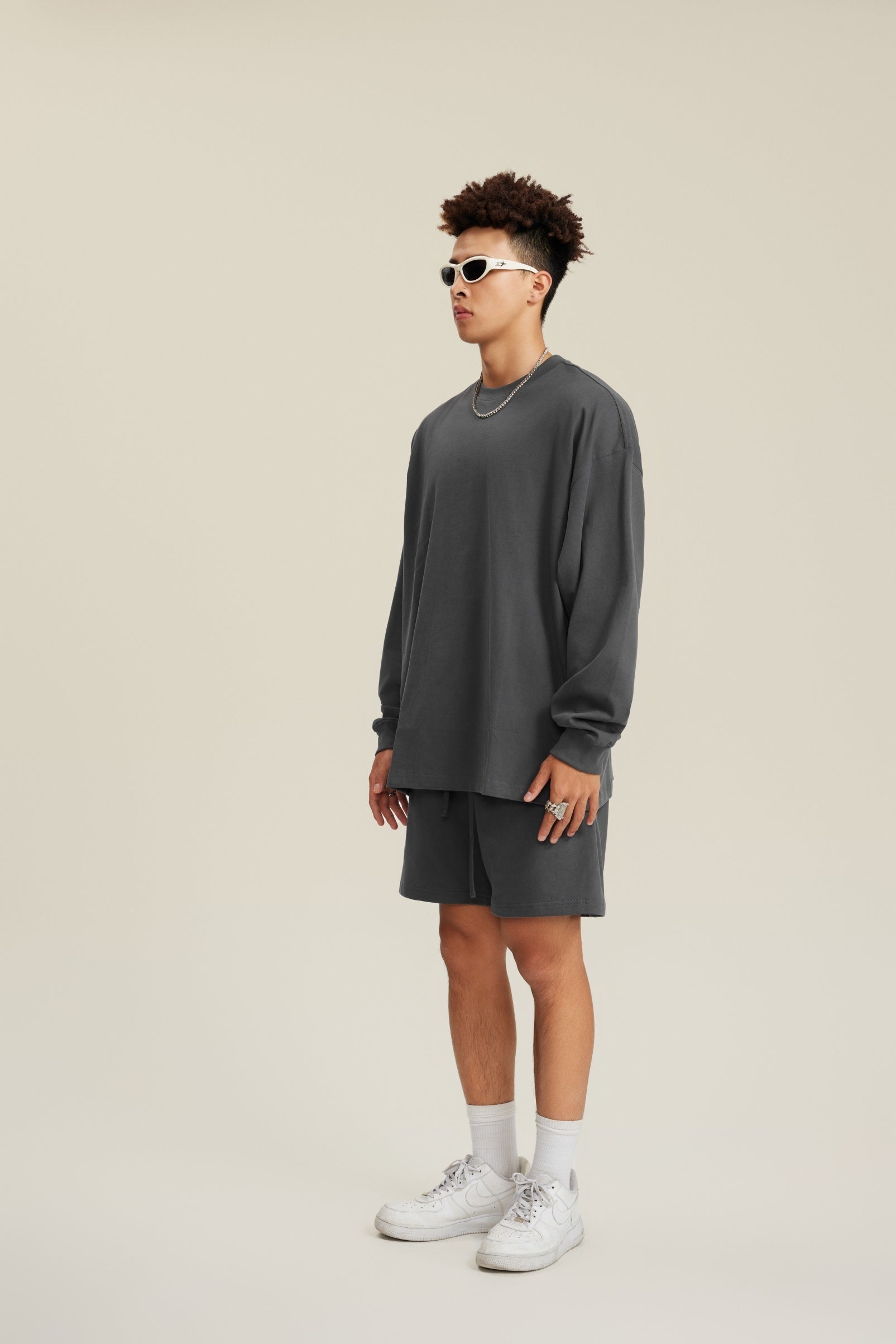 305GSM Unisex Premium Heavyweight Double-Yarn Plain Fabric Earth-Tone Basic Layering Long sleeve Tee
