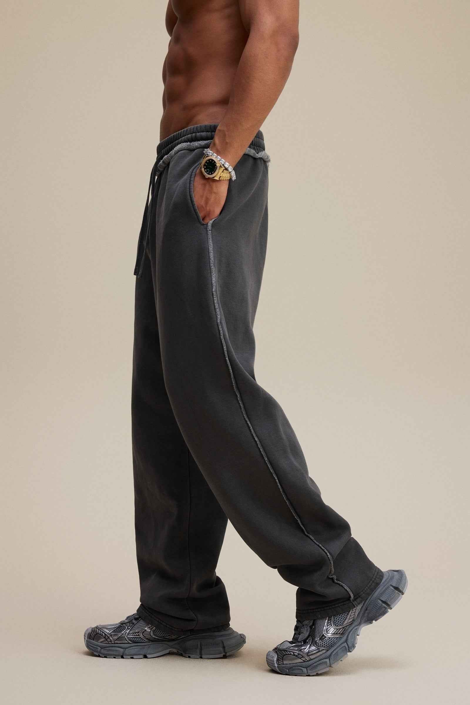 400GSM Men’s Raw-Edge Pigment-Wash Straight-Leg Pants