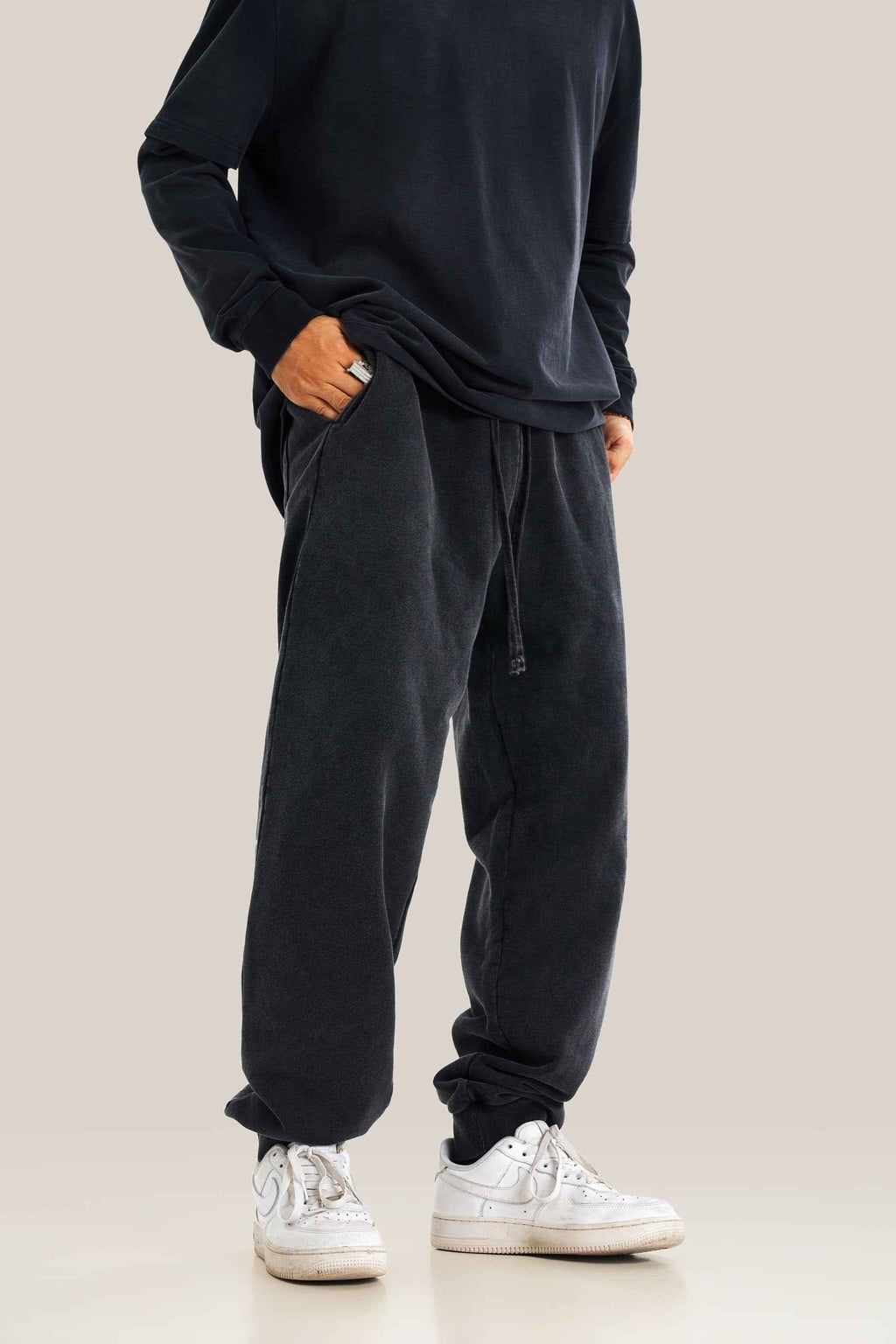 400GSM Men's Heavyweight Snow-Washed Ribbed-Cuff Jogger Pants