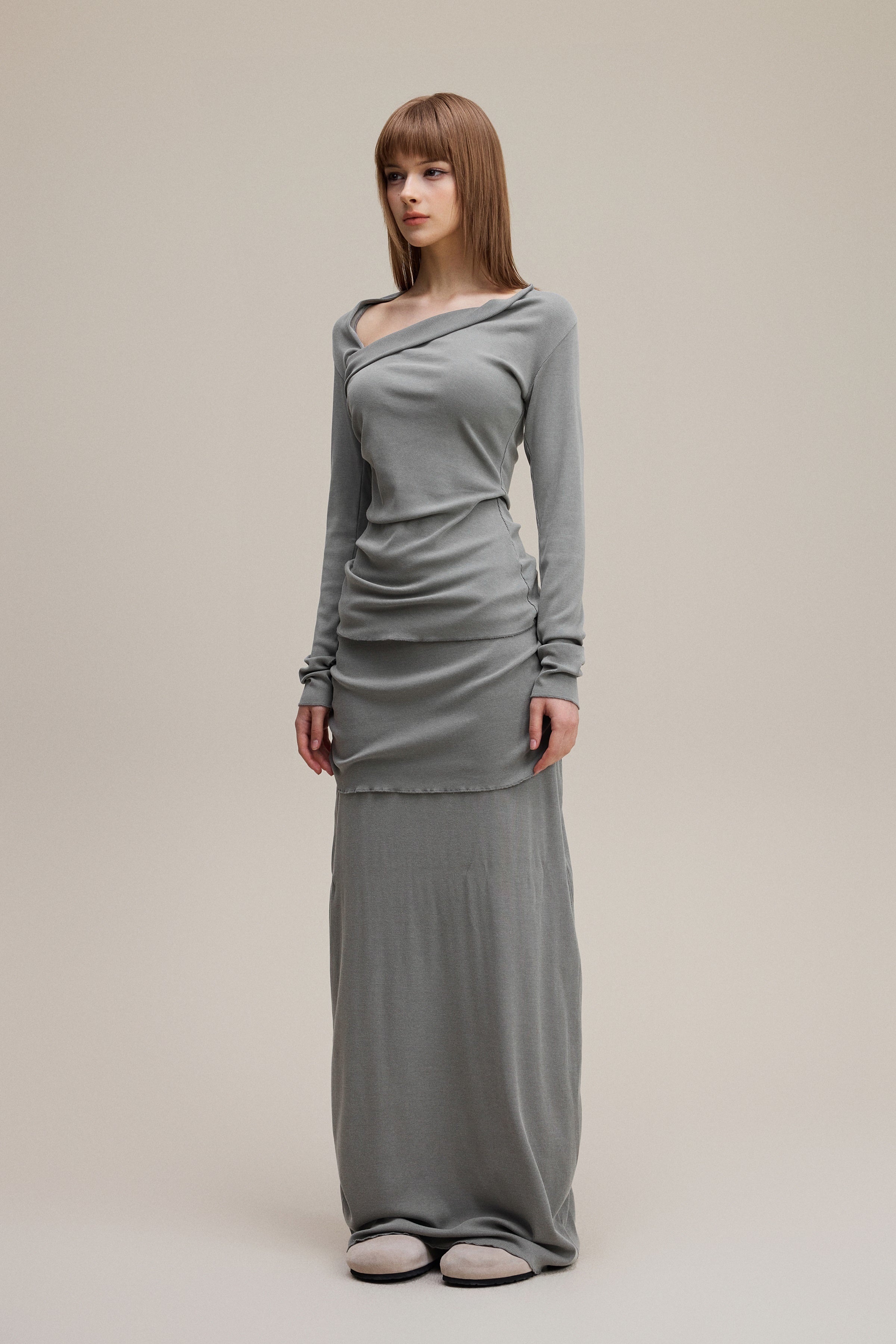 275GSM Women's Slim-Fit Asymmetrical Shoulder Pigment-Wash Long-Sleeve T-shirt