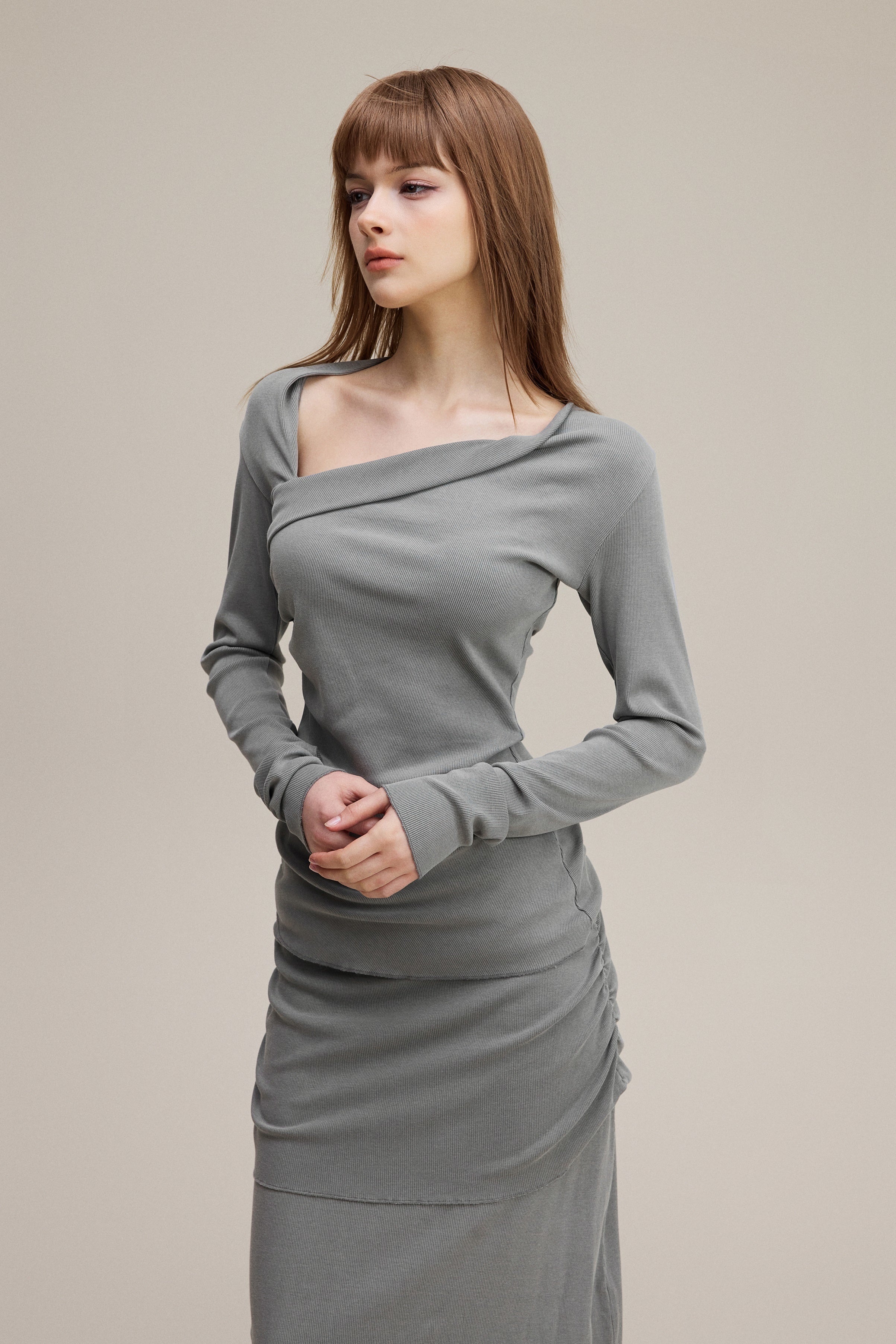 275GSM Women's Slim-Fit Asymmetrical Shoulder Pigment-Wash Long-Sleeve T-shirt