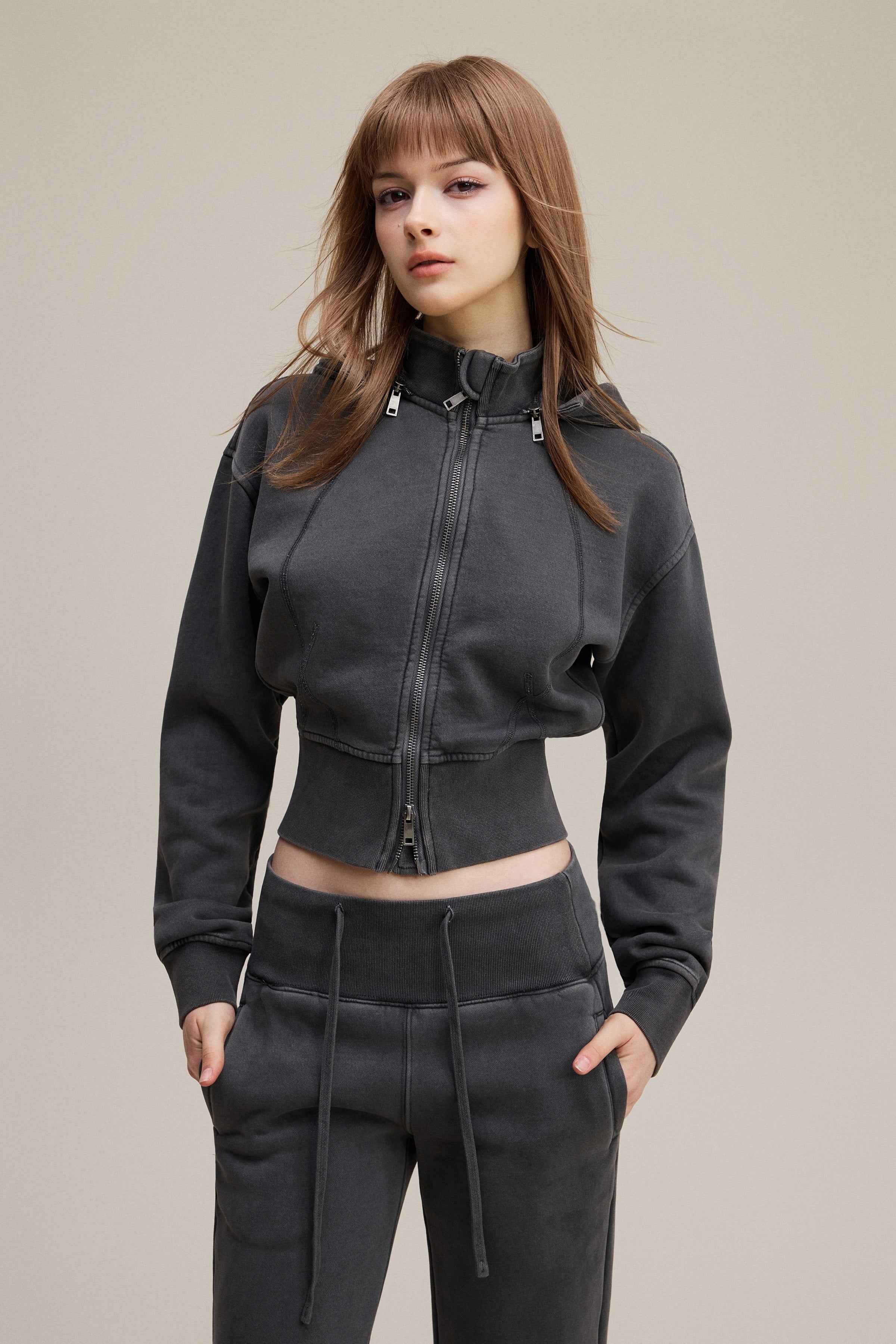 400GSM Women’s Outdoor Slim-Fit Pigment-Wash Sweatshirt
