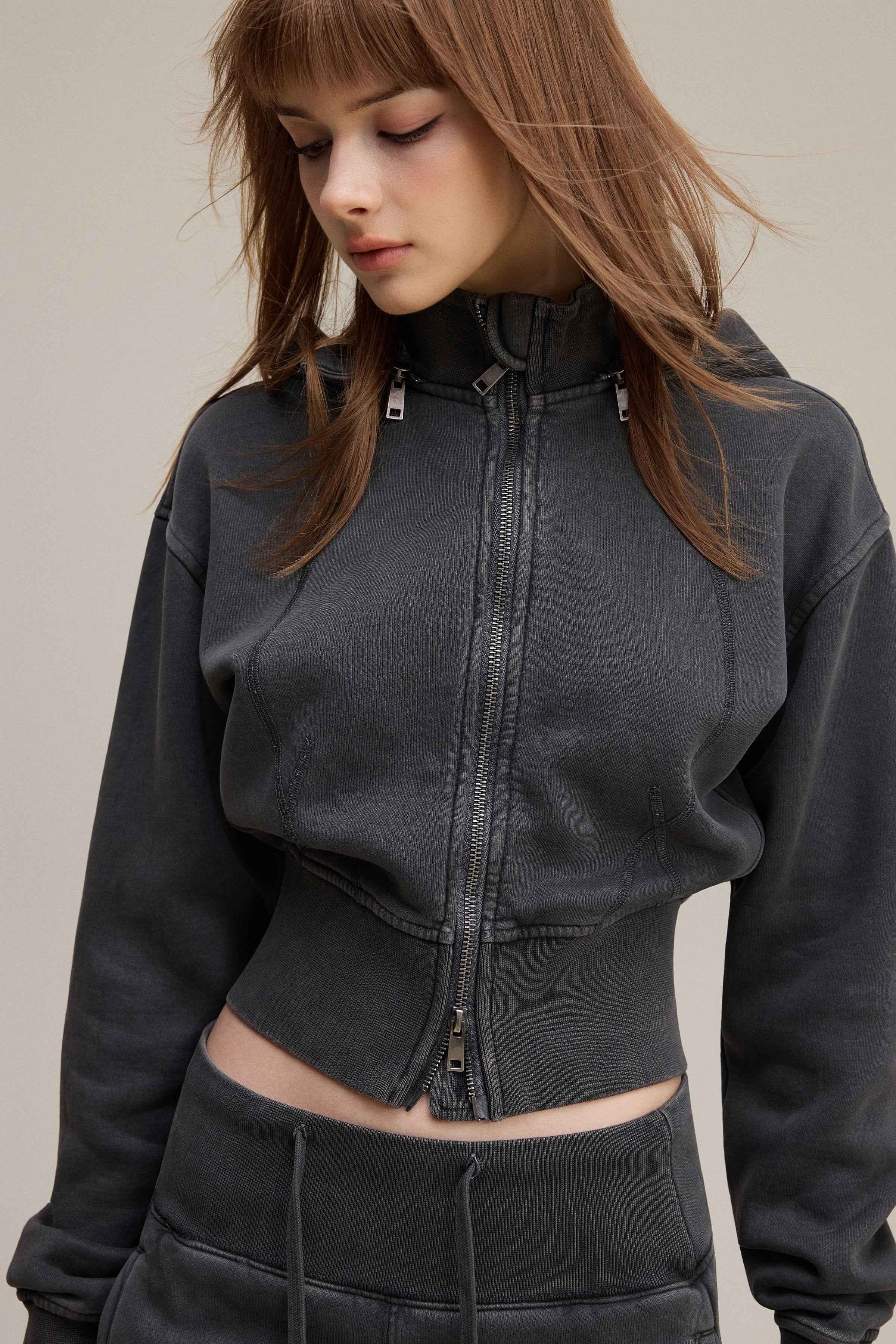 400GSM Women’s Outdoor Slim-Fit Pigment-Wash Sweatshirt