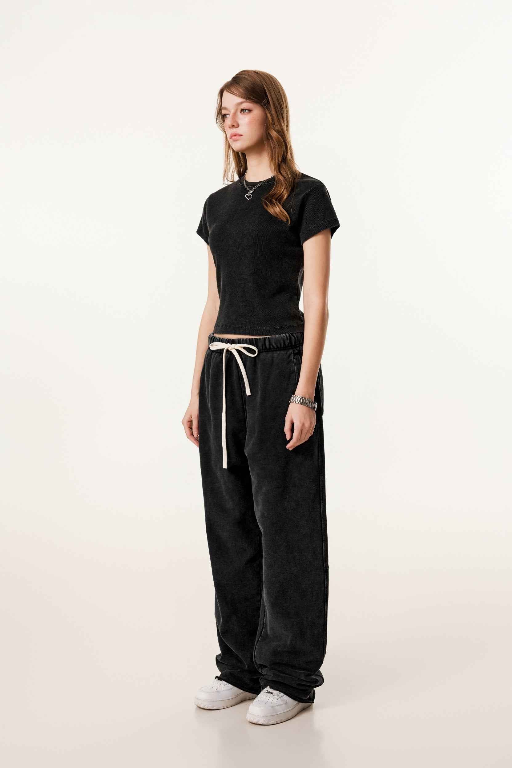 Women’s Figure-Flattering Straight Shoulder T-shirt