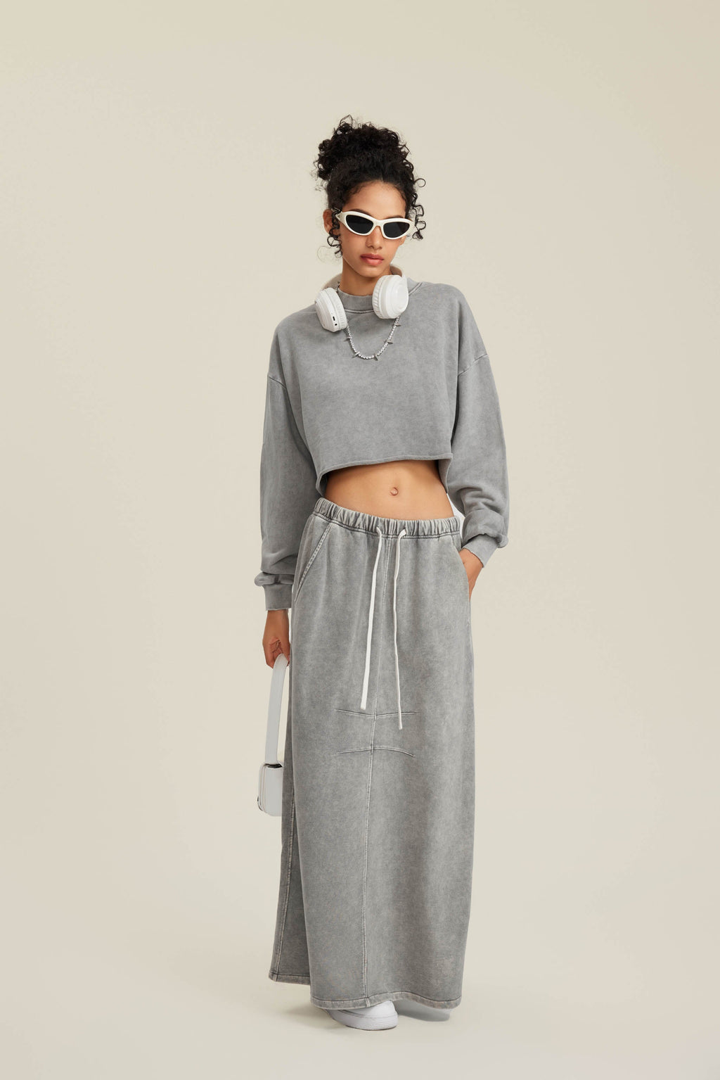 380GSM Women's Heavyweight Distressed Snow-Wash Raw-Hem Cropped Long sleeve Sweatshirt