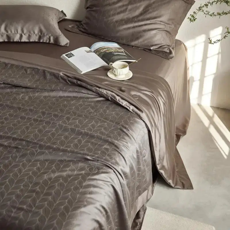 Lavender jacquard quilt set – bedroom light luxury cooling bedding