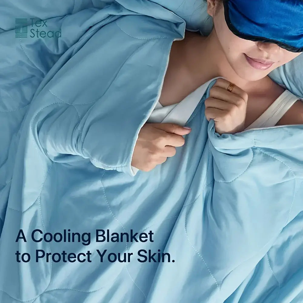 Light blue & white quilted cooling comforter bedroom duvet